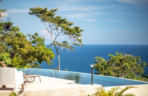 Montezuma Cabina | Adeluna Luxury Villas