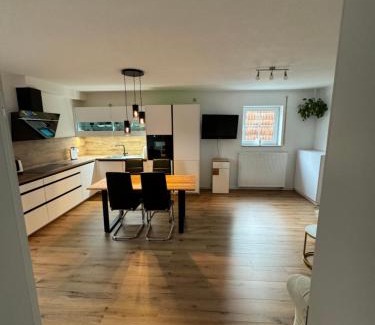 Adenau Apartamento | Adenauer Forst Ring Apartment