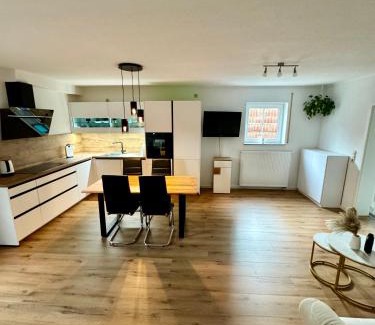 Adenau Apartamento | Adenauer Forst Ring Apartment