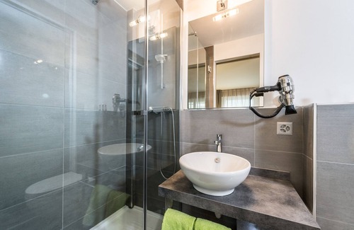 Naters Hotel | Adhhoc Hotel