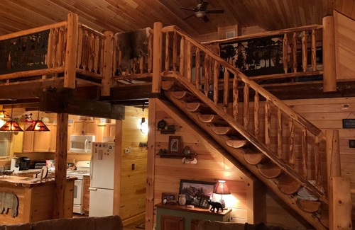 Athol Cabina | Adirondack Cabin Getaway!