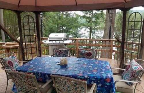 Lake Luzerne Casa | Adirondack Candyland