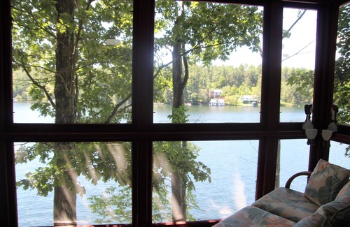 Lake George Casa | Casa del lago de 4 dormitorios en el agua en Dunhams Bay Lake George