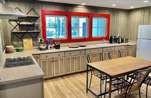 Willsboro Casa | Adirondack-Lake Champlain-Heated Pool-