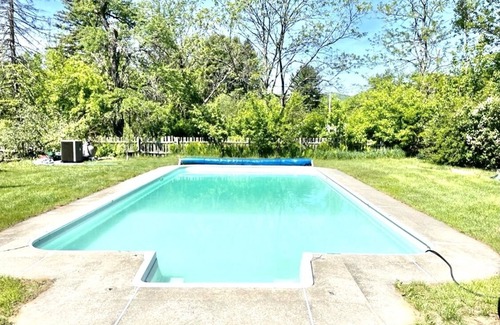 Willsboro Casa | Adirondack-Lake Champlain-Heated Pool-