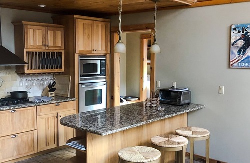 Jay Chalet De Esquí | Adirondack Estilo Ski Chalet