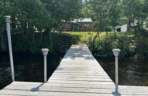 Lake Luzerne Casa | Adirondack Waterfront Cabin Upper Hudson Tributary
