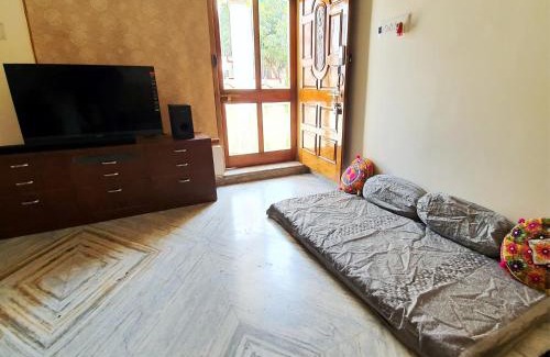 Jabalpur Apartamento | Aditya Premium HomeStay- Furnished Air Conditioned- 2BHK