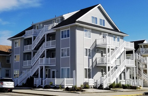 North End Condominio | Adyacente a la playa / paseo marítimo, 5 minutos a pie de paseos y comida, 6 etiquetas de playa
