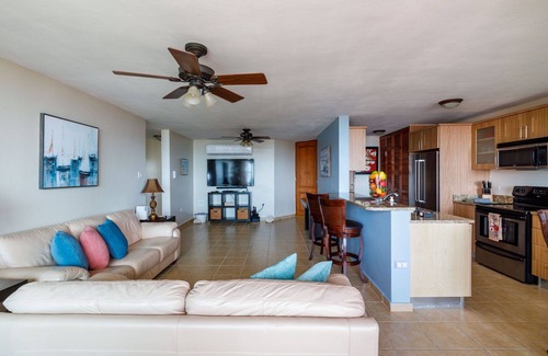 Sardinera Condominio | Adjust Your Latitude - Amazing Sea and Marina Views