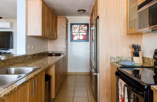 Sardinera Condominio | Adjust Your Latitude - Amazing Sea and Marina Views
