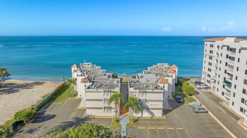Stella Casa | Adlin Beachfront Condo with amazing views