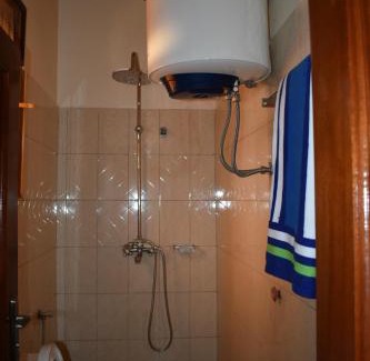 Kichwamba Casa | ADM Guest Houses