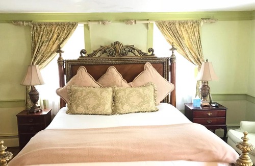 Newport Hotel | Admiral Farragut Inn