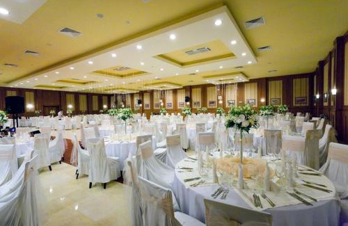 Golden Sands Hotel | Admiral Hotel - Ultra All Inclusive & Private Beach