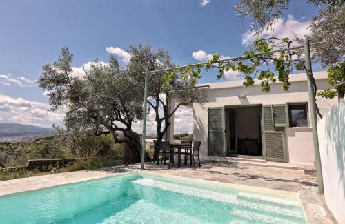 Volos Apartamento | Admonis - Home in the olive grove