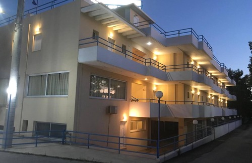 Mytikas Apartamento | Adonis Hotel
