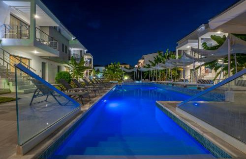 Pefkochori Apartamento | Adonis Luxury Village