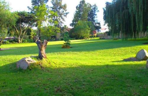 Greater Johannesburg Metropolitan Area Casa | Ador Lodges