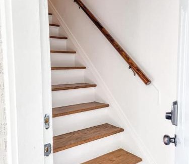 Columbia Apartamento | Adorable 1BR Apt. w KING bed 1 m. to square