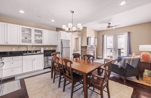 Silvercreek Condominio | Adorable 2BD/2BR Ski-In/Out Condo in Granby Ranch
