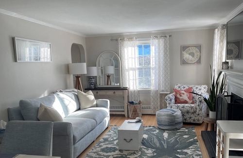 Portland Casa | Adorable, Bright and By the Bay!