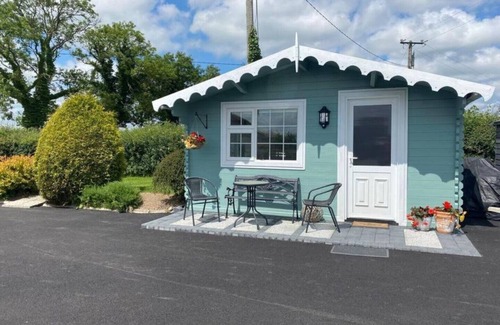 Raheen Chalet De Esquí | Adorable Cabin in the Countryside