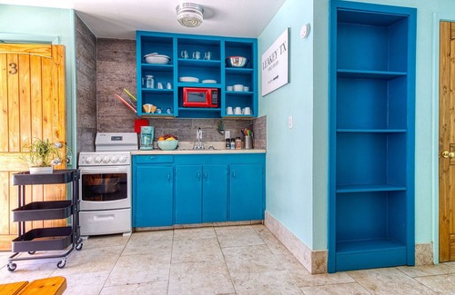 Concan Cabina | Adorable, Cabin just STEPS away From the Crystal Clear Frio River