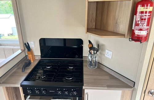 Newquay Cabina | Adorable Caravan in Newquay Bay Resorts Nb98