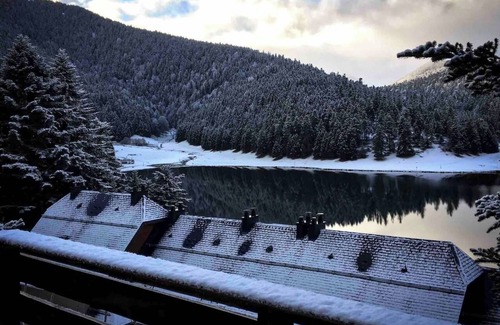 Campan Chalet De Esquí | CHALET agradable para 6 personas con vista al lago