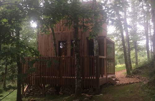 Saint-Junien Chalet De Esquí | Adorable Chalet Tout Confort, Dans un Espace Boisé, à 3 min de Saint-junien