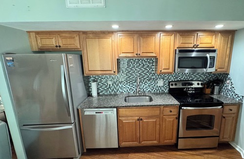 Night Heron Casa | Adorable Cottage in Sea Pines with Screened Porch, Short Walk to the Beach