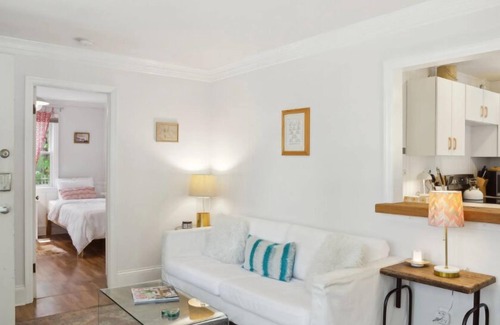 Southold Casa | Adorable Cottage Home - Charming 2-bedroom house in delightful Southold