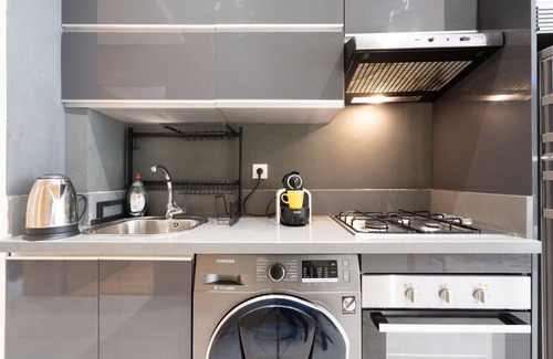 RACINE EXTENSION Apartamento | Adorable King Size Bed Flat. Perfect for long Stays