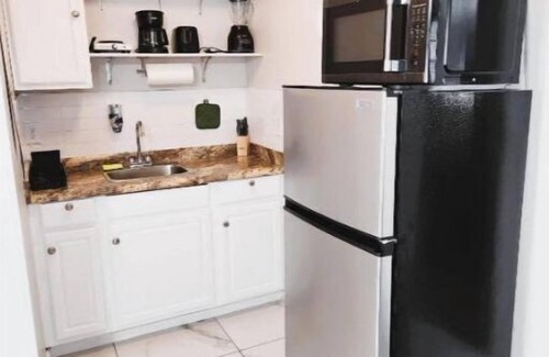 Lake Magdalene Apartamento | Adorable Mini Suite in Tampa