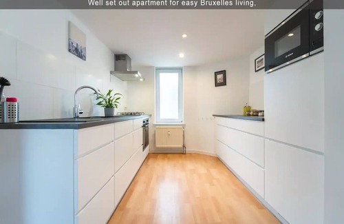 Wijk van de Squares Apartamento | Adorable, Modern City Central APT (EU District)
