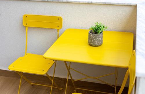 Peraia Apartamento | Adorable Modern Guesthouse 3