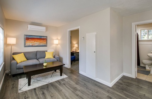 Harrison Boulevard Cabaña | #HabitueHomes- The Sweet Dora - A North End Cottage