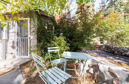 Snowbird Apartamento | Adorable Studio Cabin on Big Cottonwood River