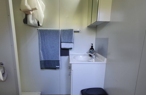 Doonan Cabina | Adorable tiny house/cabin with private courtyard.