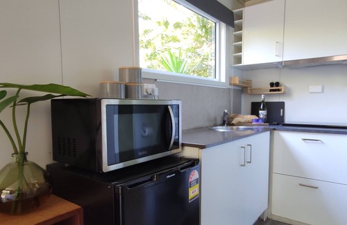 Doonan Cabina | Adorable tiny house/cabin with private courtyard.