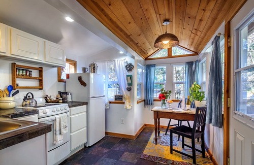 Nevada City Casa | Adorable para dos personas Bungalow en el centro de la ciudad de Nevada
