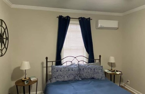 Kannapolis Casa | Adorable Updated 1 Bedroom- Duplex Style Home