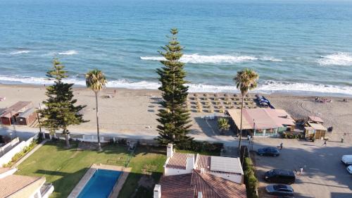 Torre de Benagalbon Casa | Adosado frente a la Playa