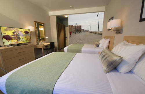 Queens Hotel | Adria Hotel And Conference Center