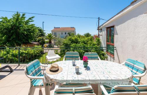 Mali Maj Apartamento | Adria