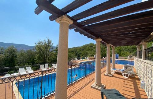 Trebesinj Apartamento | Adria Sea & Mountains