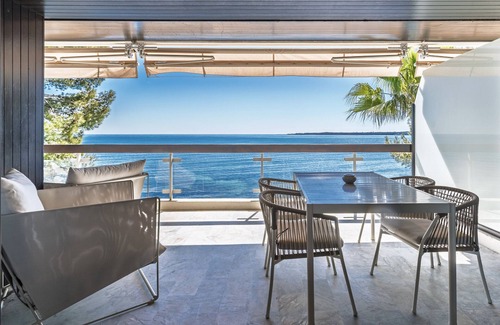 Pointe Croisette Apartamento | AdrianaII By Terry's Homes Seafront & Seaview