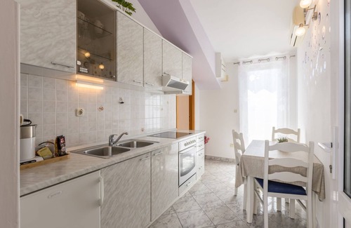 Bol Apartamento | Adriatic Island Sea View Apartments