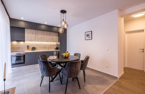 Kastela Apartamento | Adriatic Nest, Cozy and Modern Two Bedroom Apartment